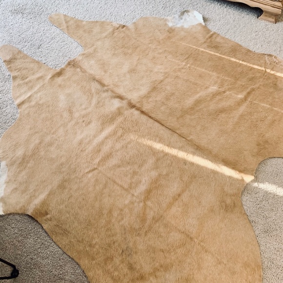 Genuine Cowhide Rug - Picture 2 of 3
